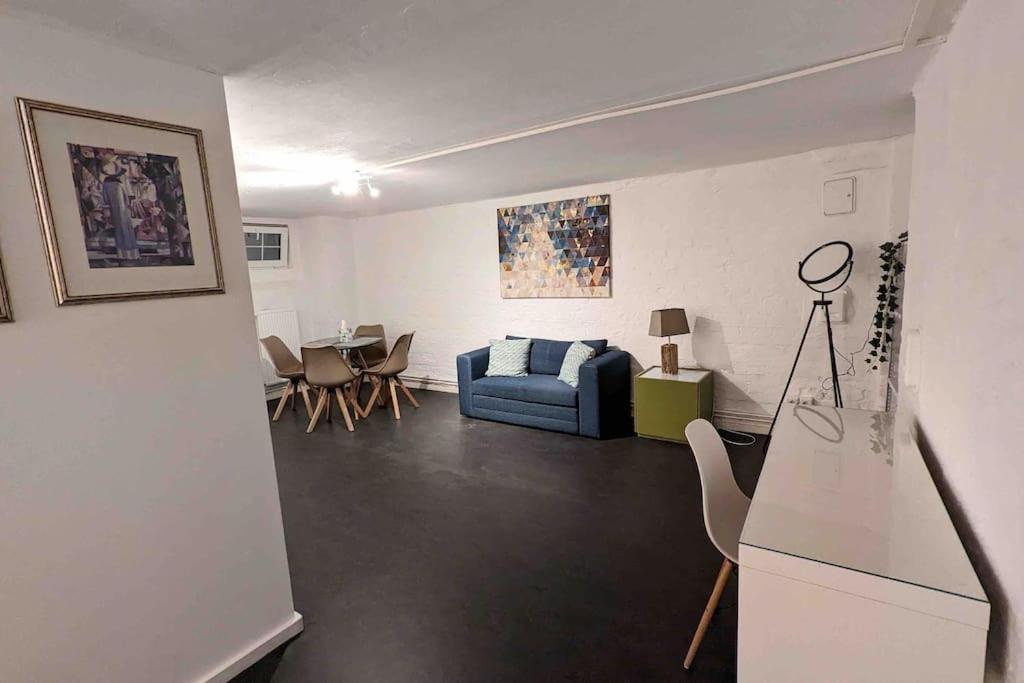 Central, Cozy & Beautiful Designed 2-Rooms Apt. Near River Berlijn Buitenkant foto